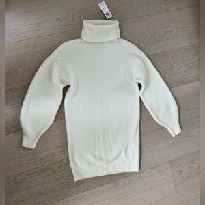 New! Hollister White sweater Dress XS-Short